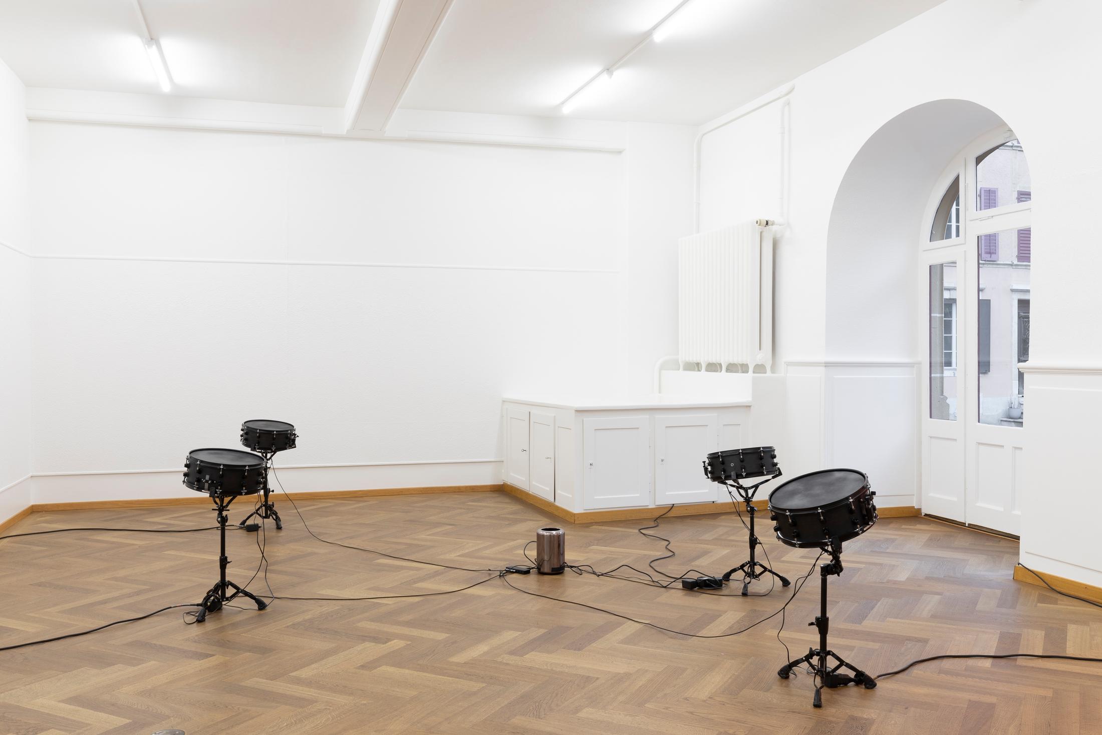 Exhibition View Maya Hottarek and Julian Zehnder Duo Show «Isomorphus Drip; view on Julian Zehnder, Generic drums, 2021» at Krone Couronne, Biel/Bienne, 2021 / Photo: Michal Florence Schorro / Courtesy: the artists and Krone Couronne
