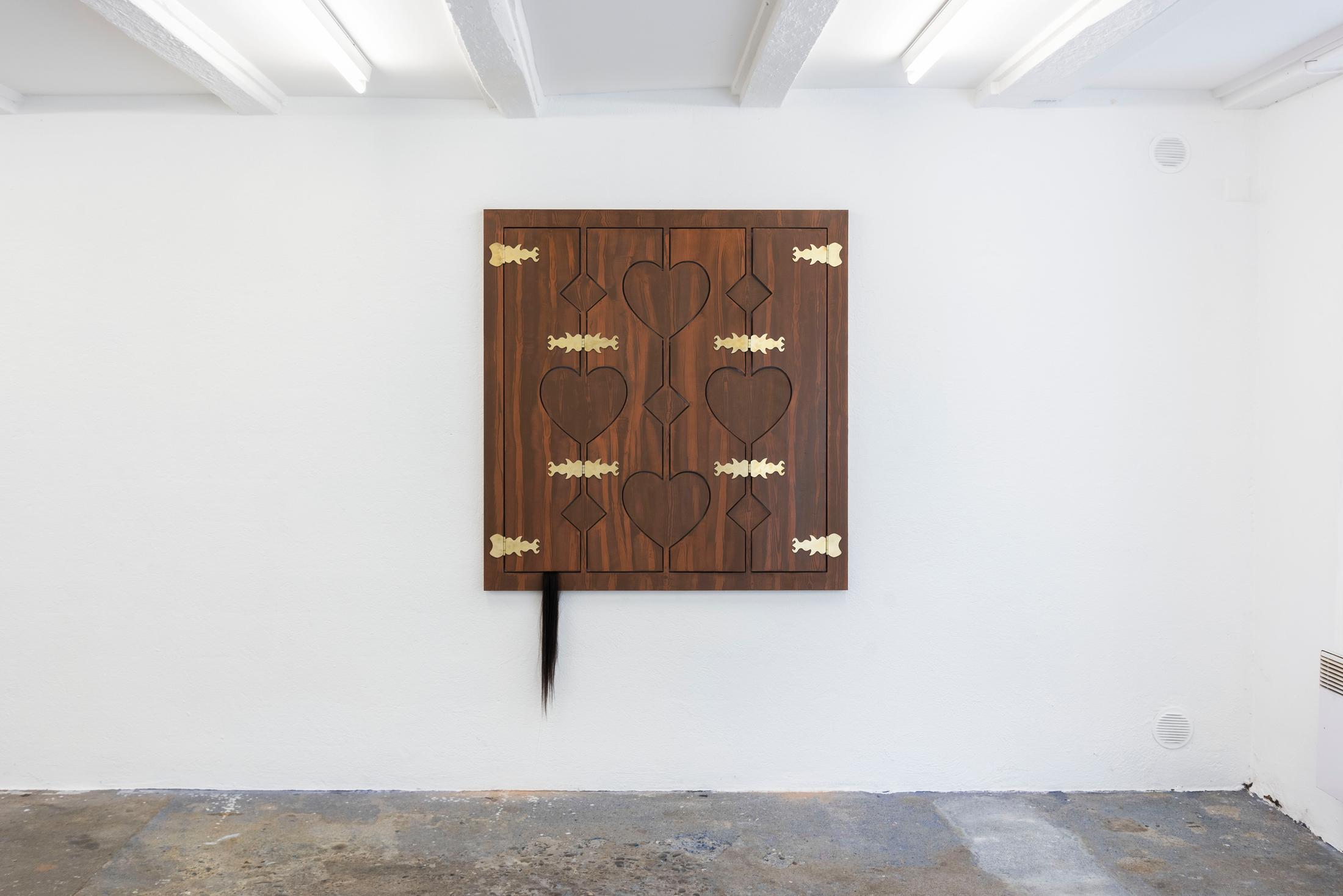 Exhibition View Group Show «Meet Me Halfway; view on Marine Aebischer, La voisine, 2022» at WallStreet, Fribourg, 2023 / Photo: Remy Ugarte / Courtesy: the artist and WallStreet