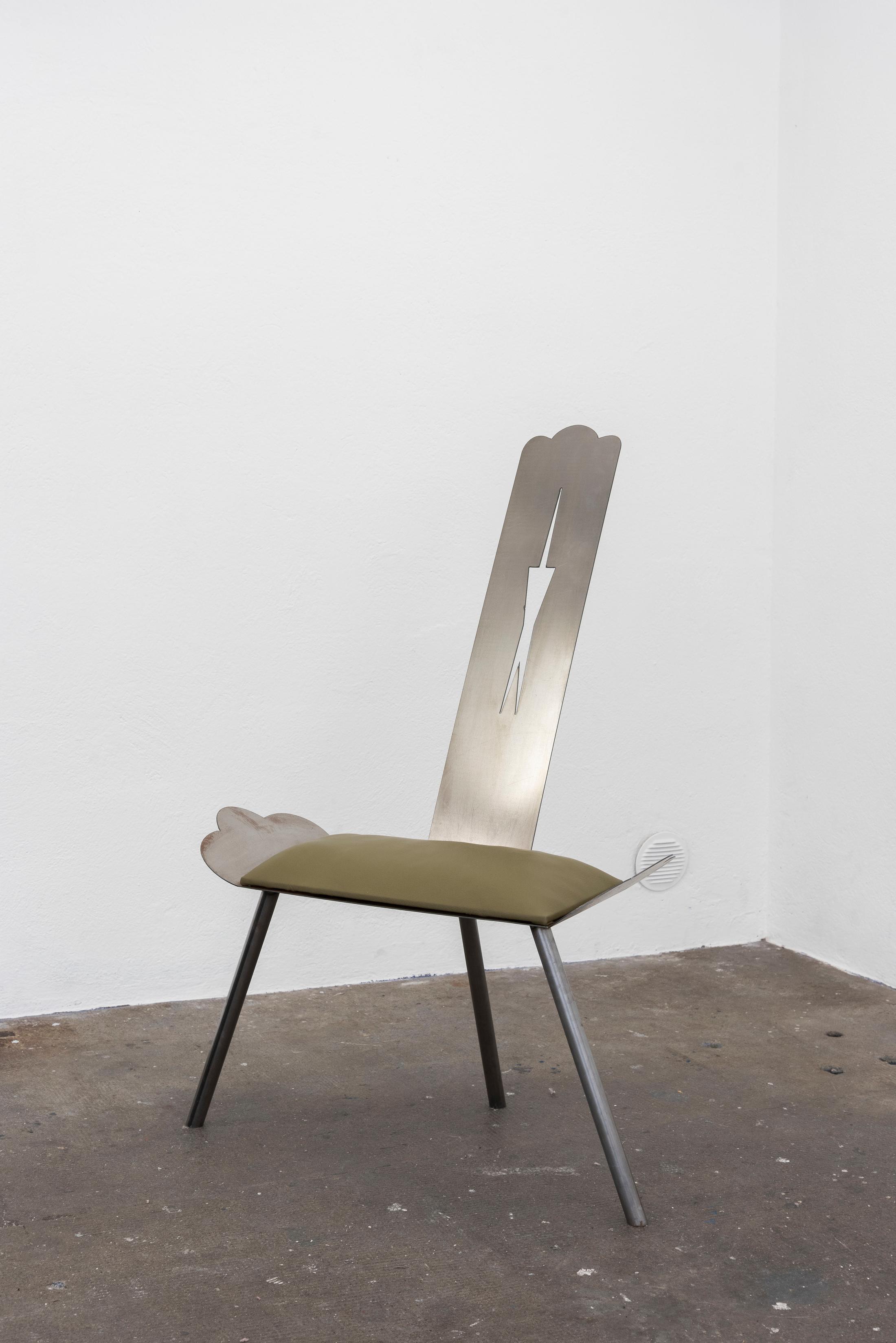 Exhibition View Group Show «Meet Me Halfway; view on Clara Roumégoux, Doing Nothing, 2023» at WallStreet, Fribourg, 2023 / Photo: Remy Ugarte / Courtesy: the artist and WallStreet