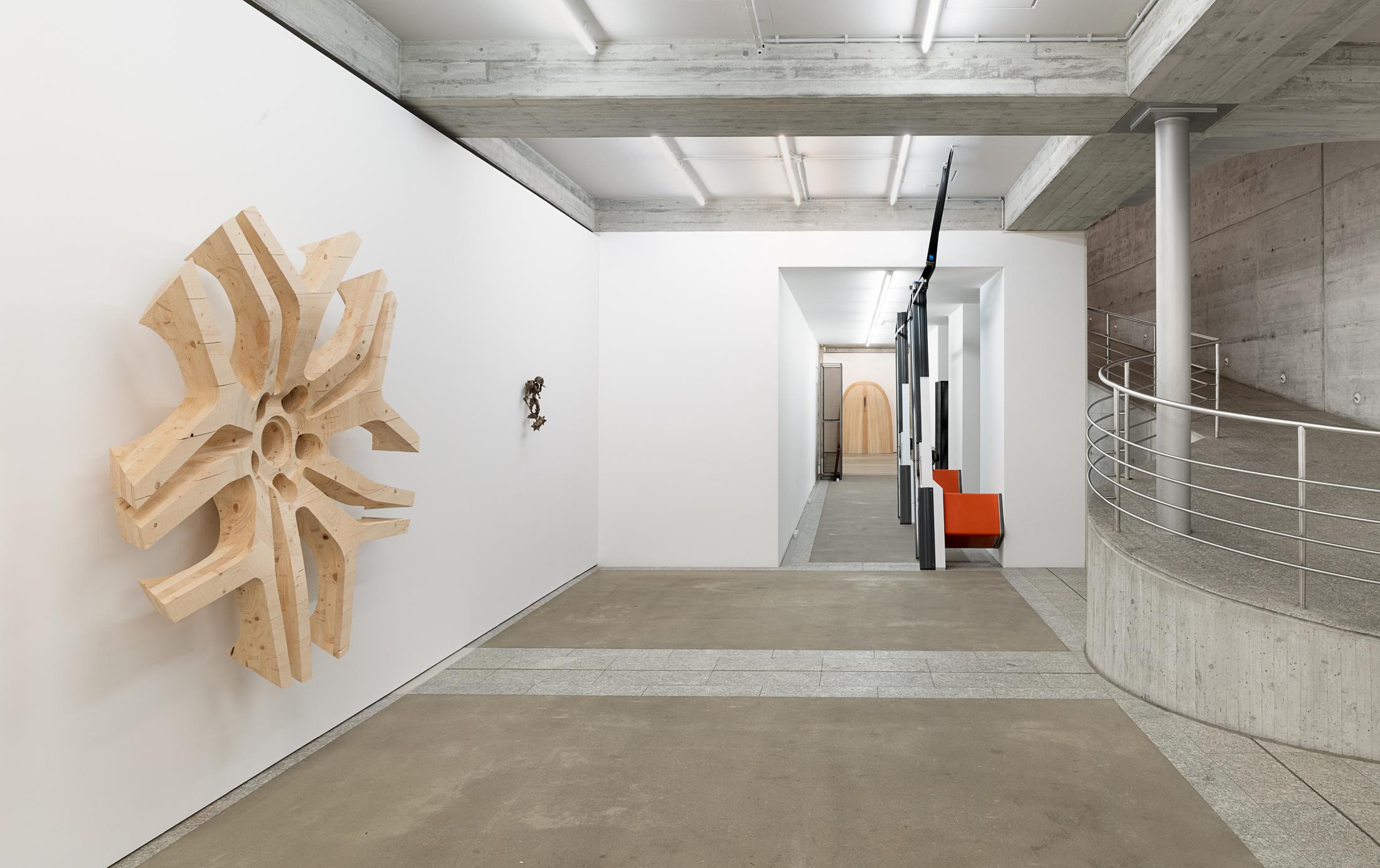 Exhibition View Groupshow «Metamorphosis Overdrive» at Kunstmuseum St. Gallen, St. Gallen, 2020 / Photo: Sebastian Stadler / Courtesy: the artists and Kunstmuseum St. Gallen