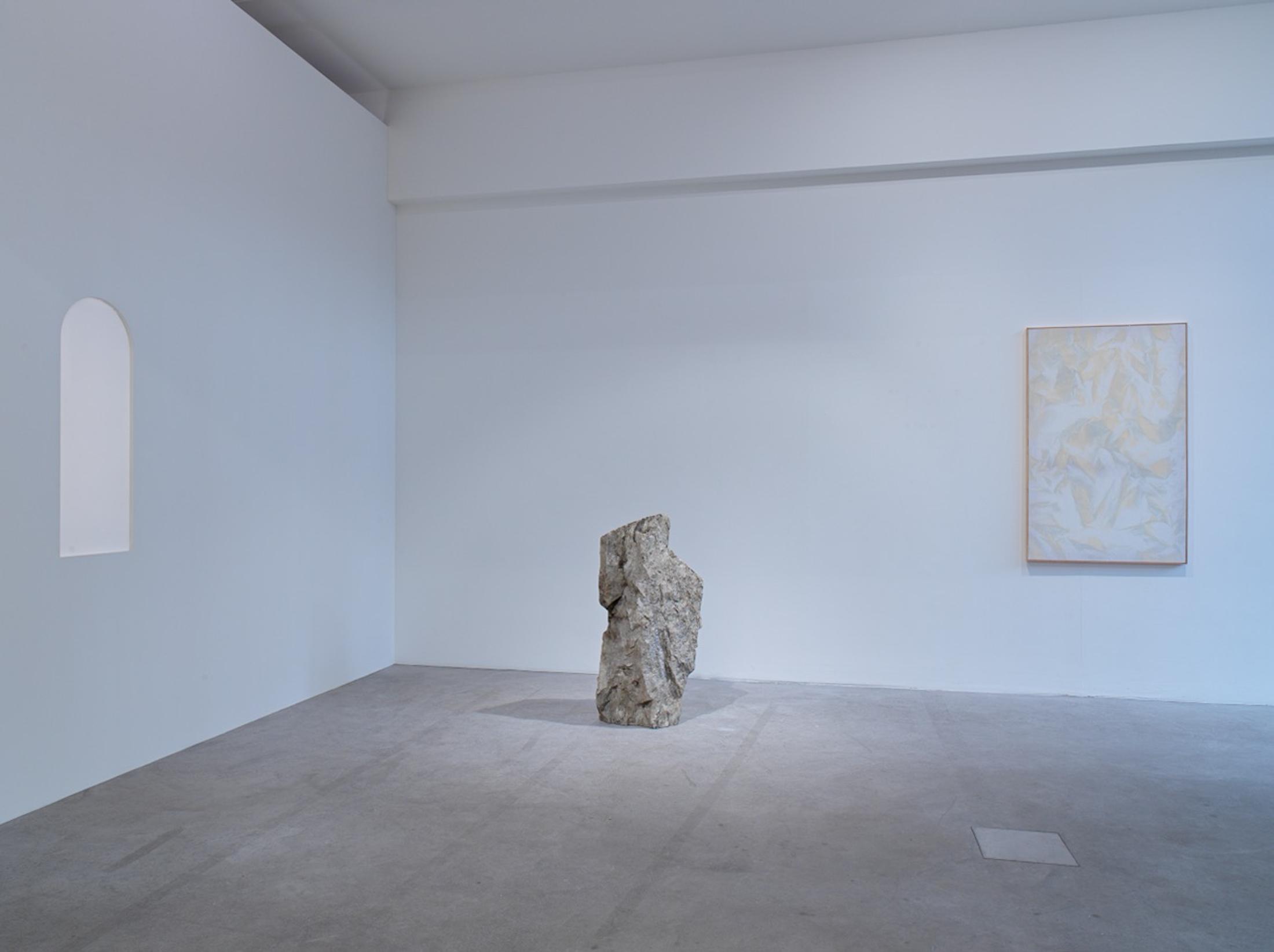 Exhibition View Mirko Baselgia Solo Show «materia viva» at Galerie Urs Meile, Lucerne, 2022 / Photo: Stefan Altenburger / Courtesy: the artist and Galerie Urs Meile