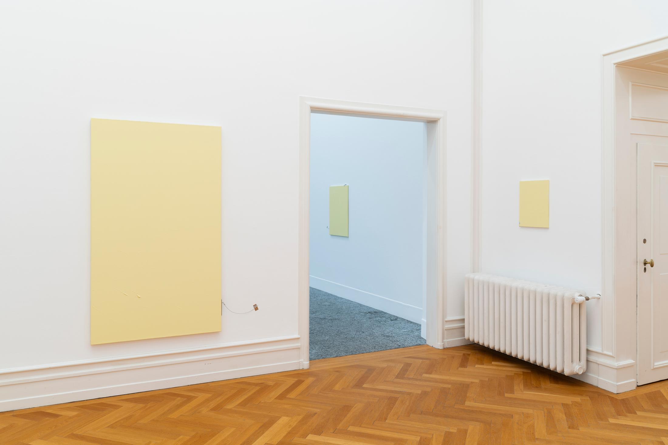 Exhibition View Monika Baer Solo Show «Am Rhein» at Kunsthalle Bern, 2021 / Photo: Gunnar Meier / Courtesy: the artist and Kunsthalle Bern