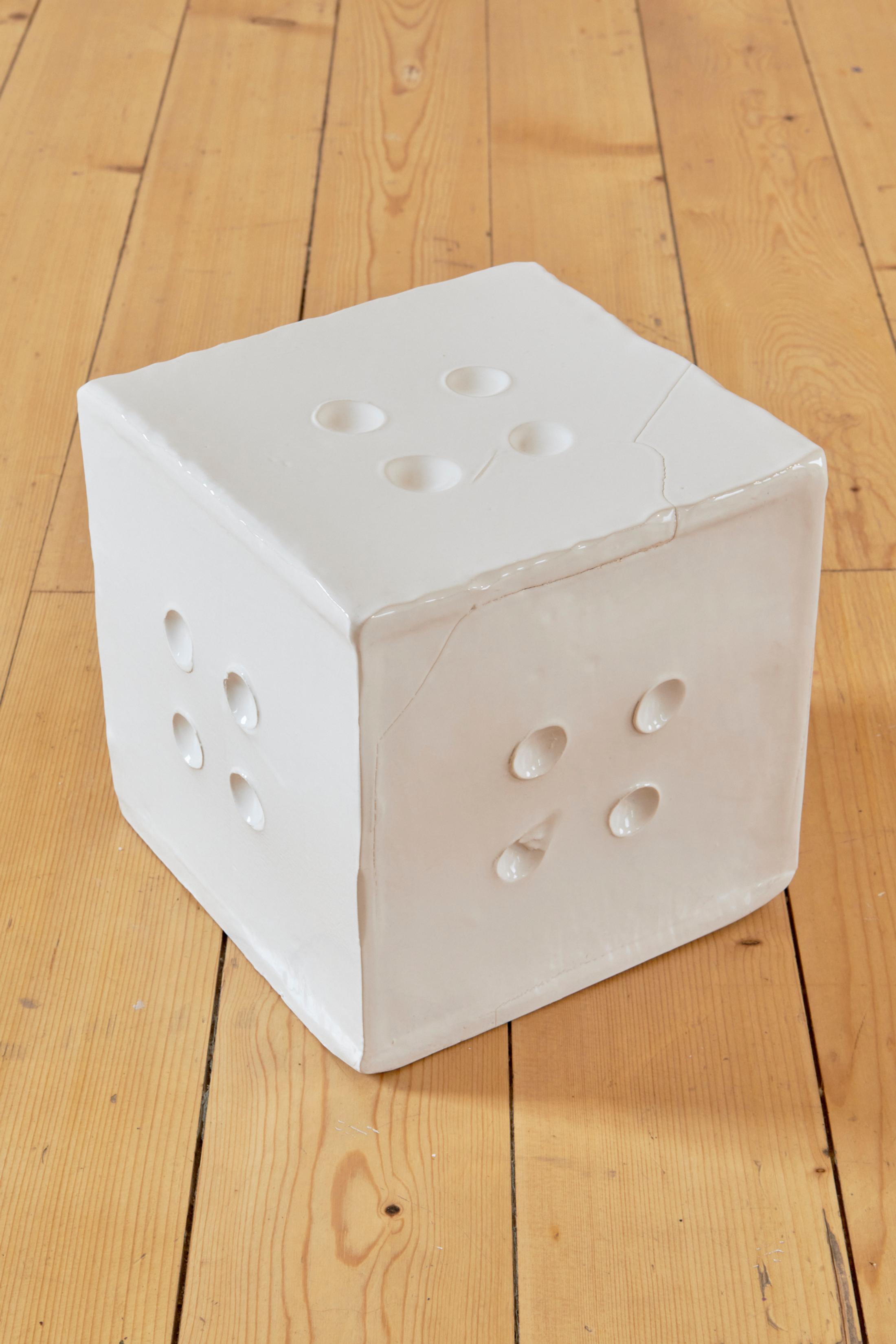 Exhibition View Monika Emmanuelle Kazi Solo Show «La cour des grands; view on Monika Emmanuelle Kazi, The playing field (Details), 2022» at Kunsthalle Friart, Fribourg, 2022 / Photo: Guillaume Python / Courtesy: the artist and Kunsthalle Friart