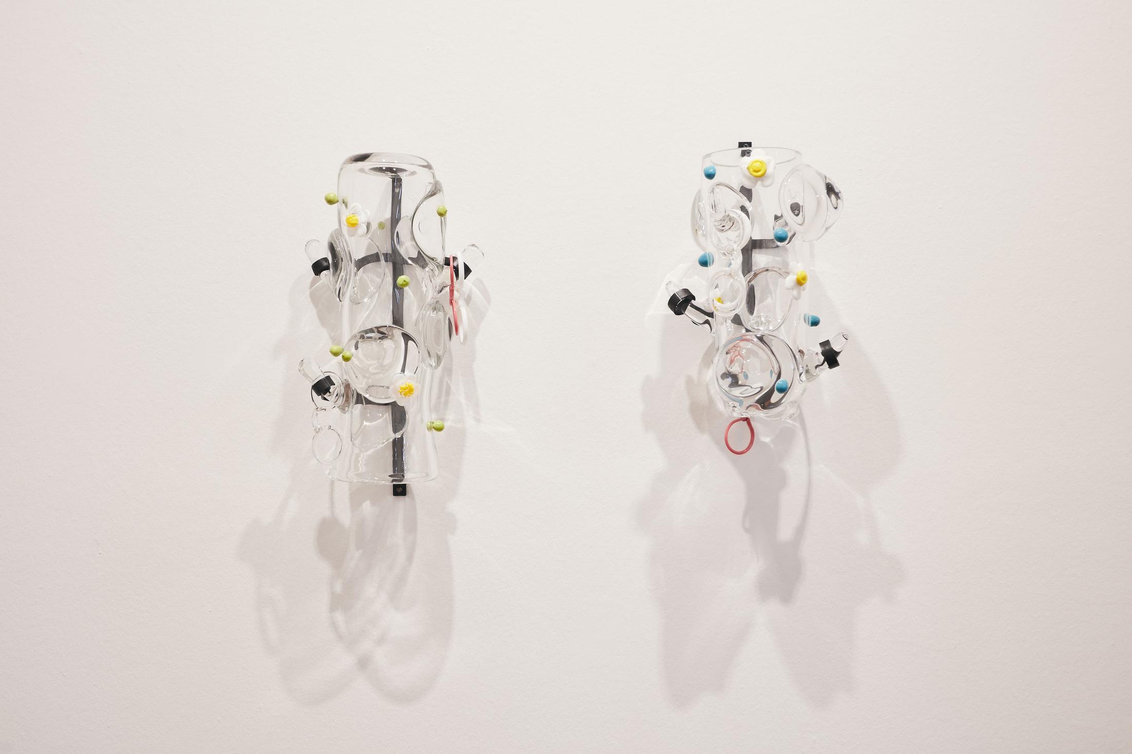 Exhibition View Groupshow «Motor; view on Stefan Burger, Krautstrunk 1 & 2, glass, steel, 30x40x30cm each, 2020» at Kunstraum Riehen, Riehen, Basel, 2020 / Photo: Moritz Schermbach / Courtesy: the artist