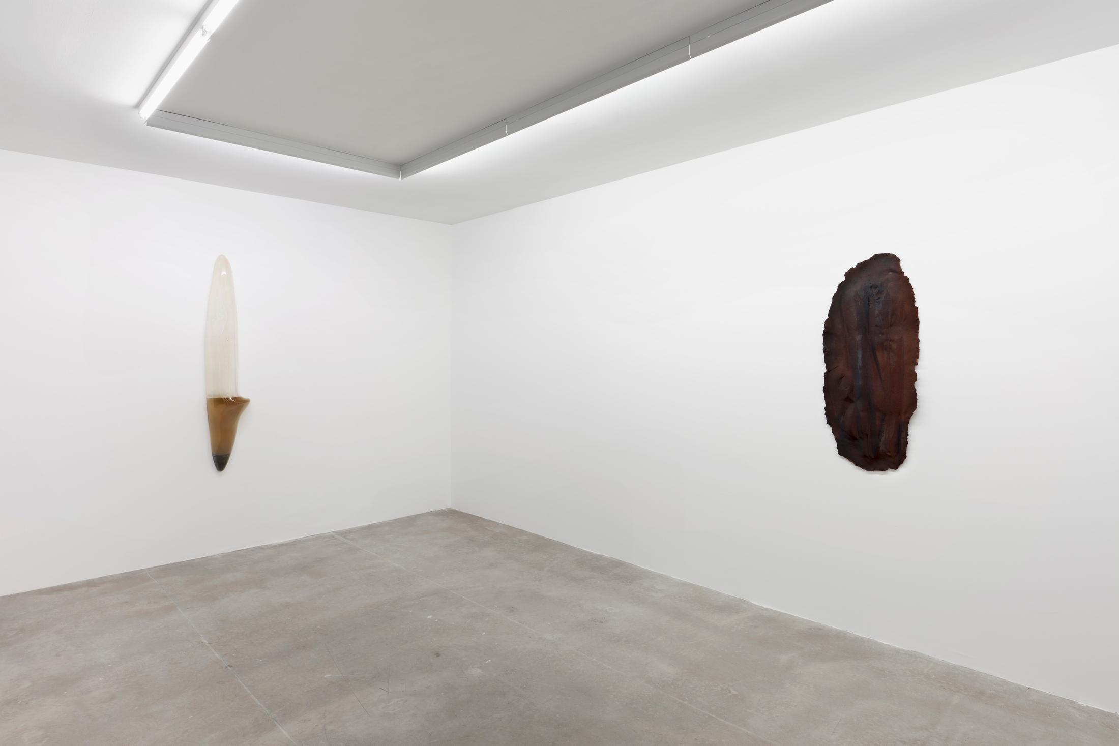 Exhibition View Nicola Martini Soloshow «and welded skin» at GALERIE PHILIPPZOLLINGER, Zurich, 2020 / Photo: Conradin Frei / Courtesy: the artist and GALERIE PHILIPPZOLLINGER