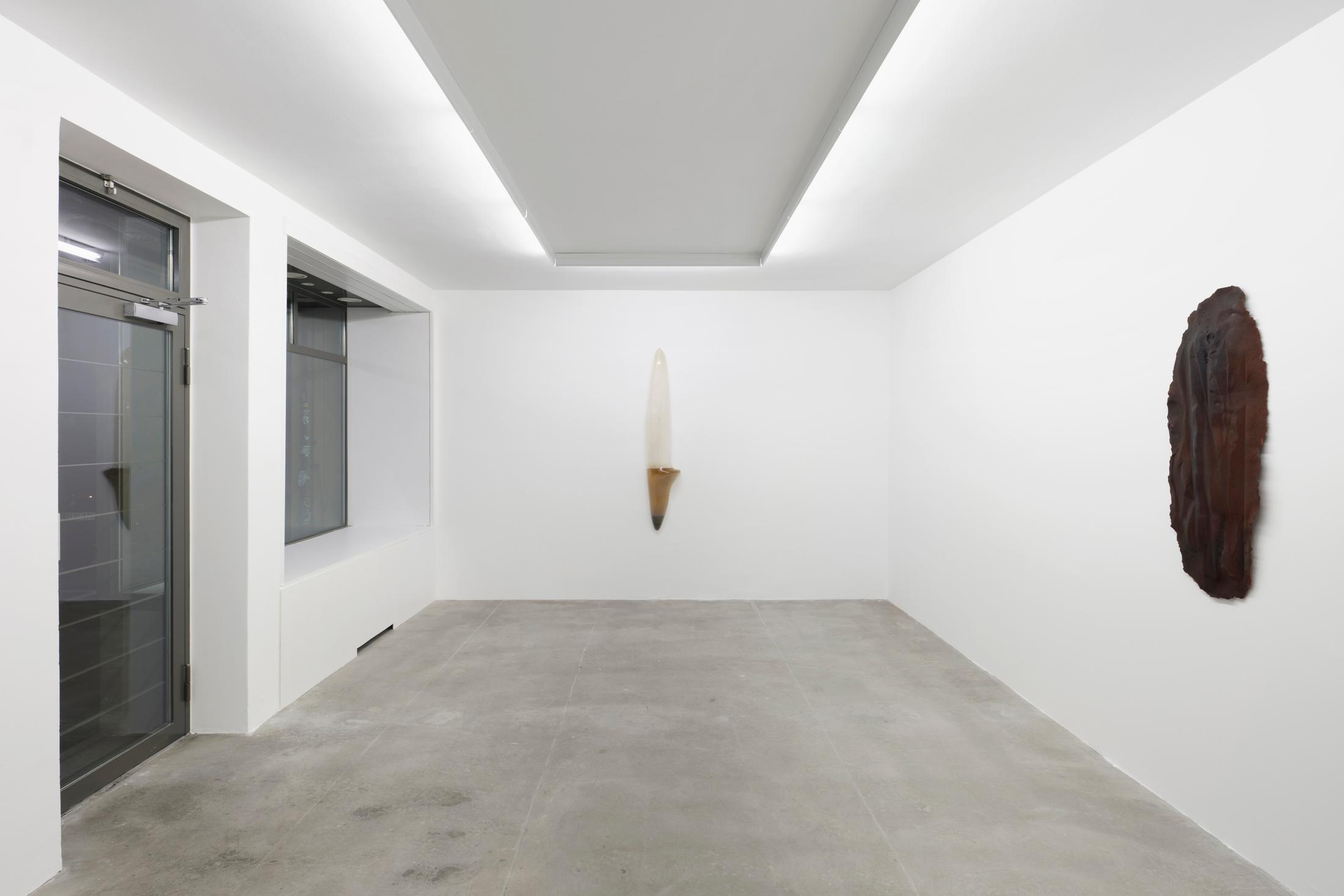 Exhibition View Nicola Martini Soloshow «and welded skin» at GALERIE PHILIPPZOLLINGER, Zurich, 2020 / Photo: Conradin Frei / Courtesy: the artist and GALERIE PHILIPPZOLLINGER