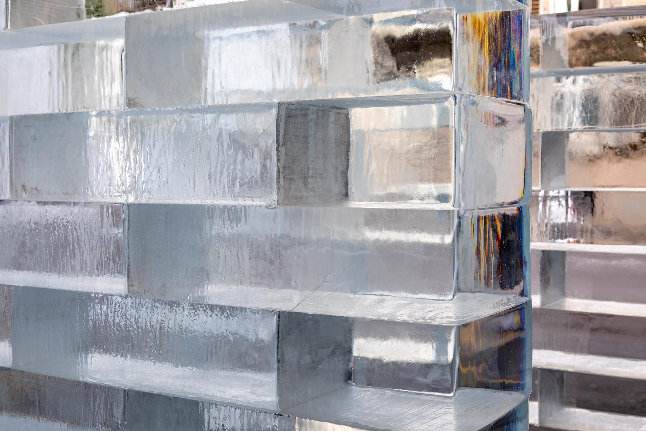 Exhibition View Olivier Mosset Soloshow «TUTU; view on Cimaises, 2019» at Haus Konstruktiv / Photo: Bettina Diel / Courtesy: the artist and Haus Konstruktiv, Zurich