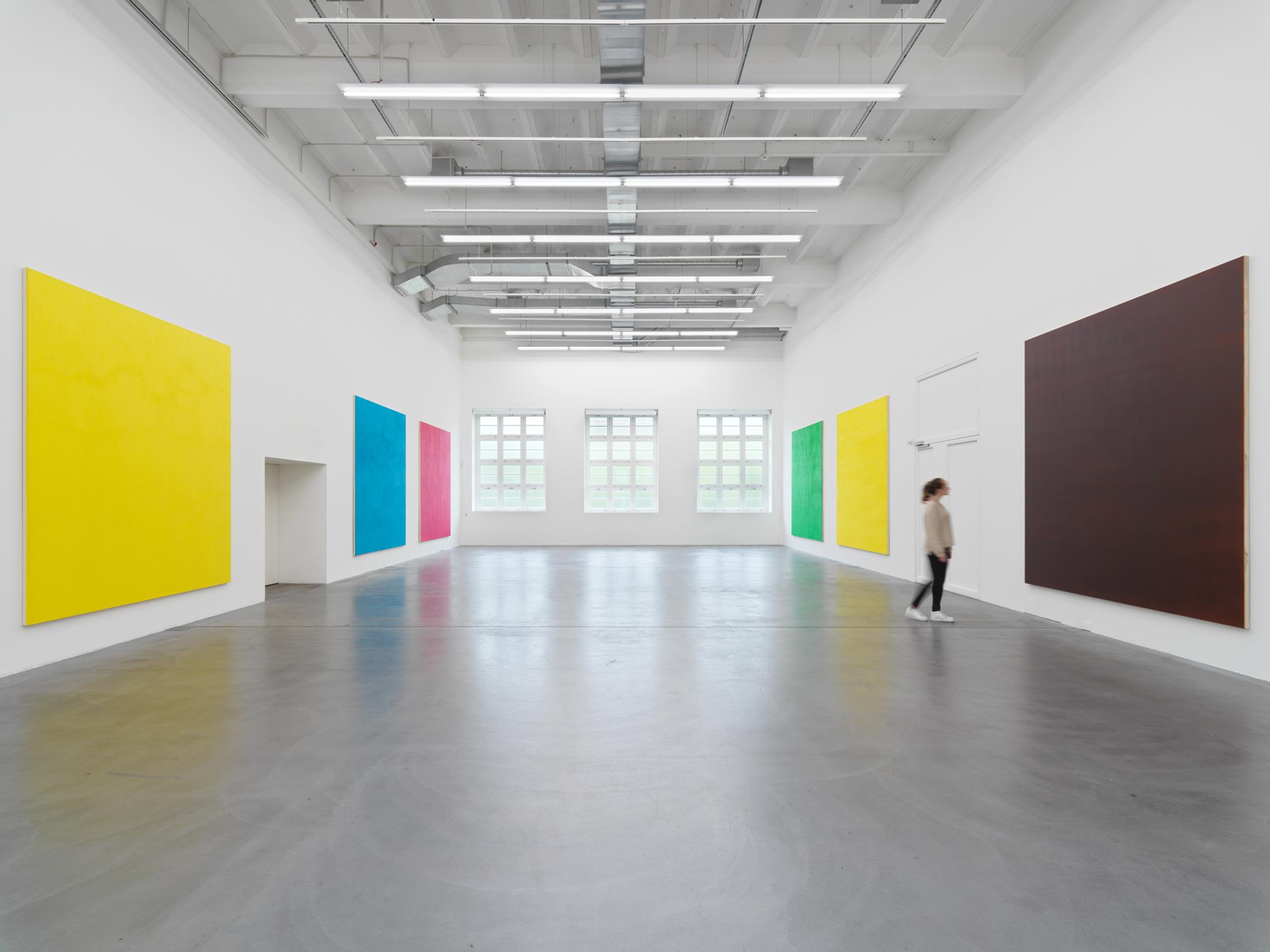 Exhibition View Olivier Mosset Soloshow «TUTU» at Haus Konstruktiv / Photo: Stefan Altenburger / Courtesy: the artist and Haus Konstruktiv, Zurich