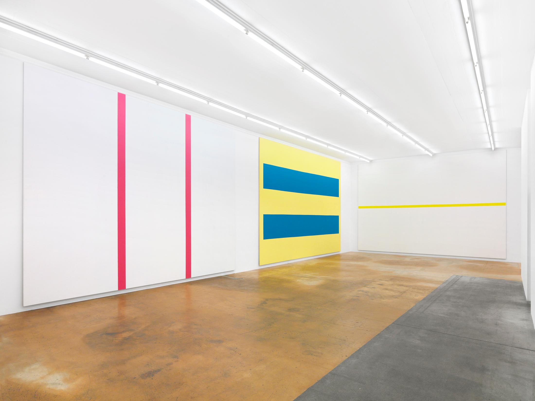 Exhibition View Olivier Mosset Soloshow at MAMCO, Geneva, 2020 / Photo: Annik Wetter / Courtesy: the artist and MAMCO