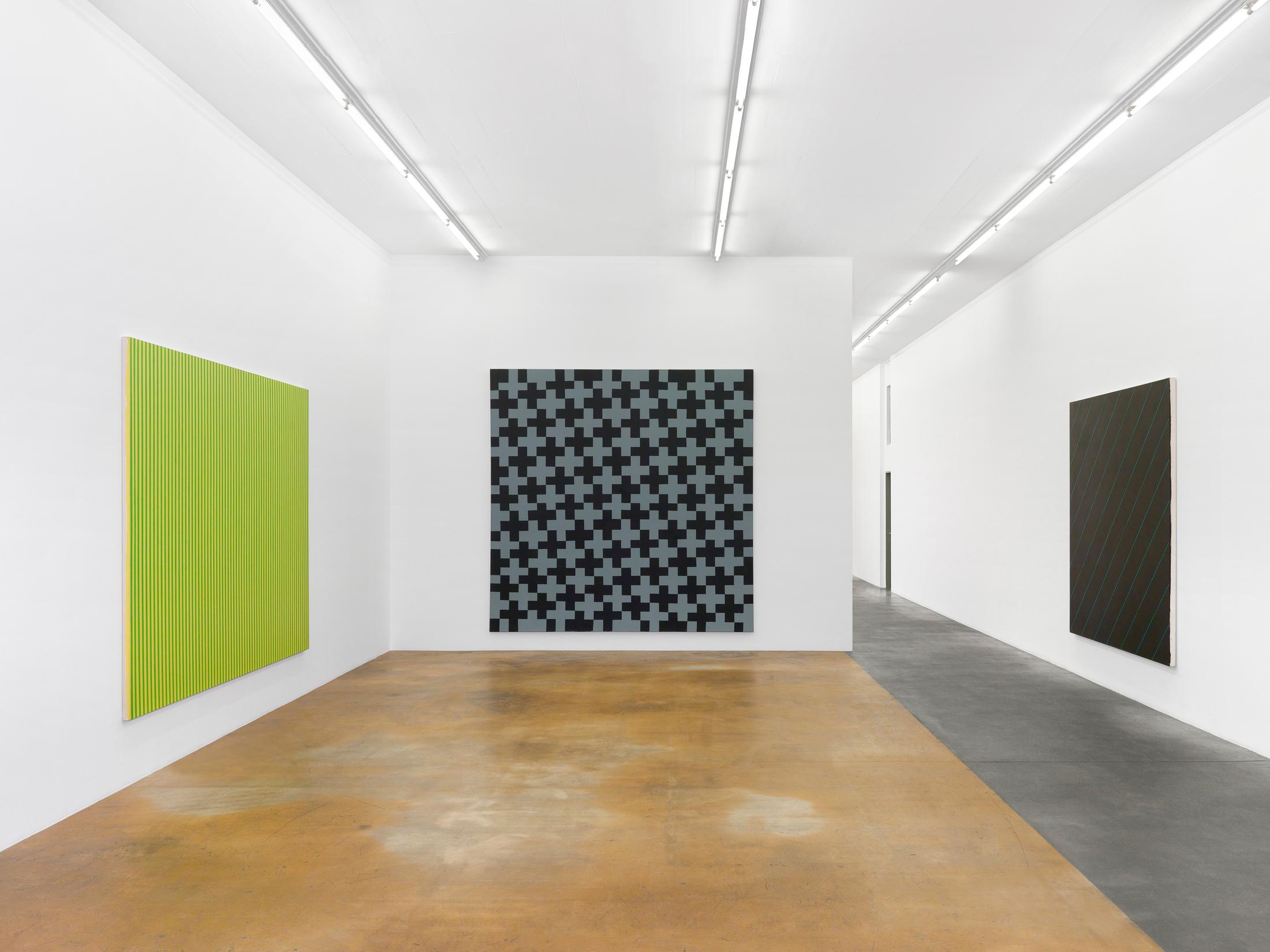 Exhibition View Olivier Mosset Soloshow at MAMCO, Geneva, 2020 / Photo: Annik Wetter / Courtesy: the artist and MAMCO