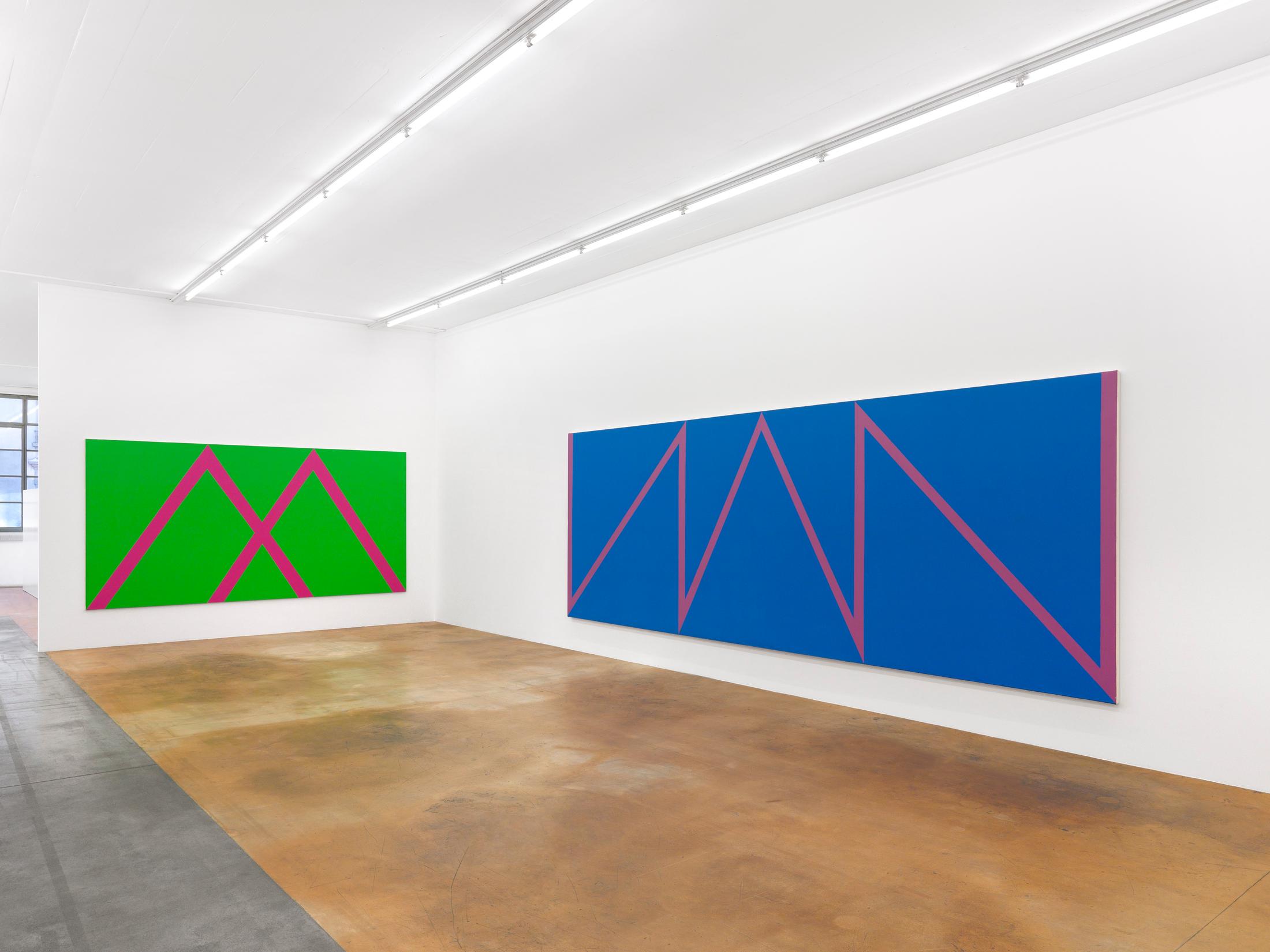 Exhibition View Olivier Mosset Soloshow at MAMCO, Geneva, 2020 / Photo: Annik Wetter / Courtesy: the artist and MAMCO