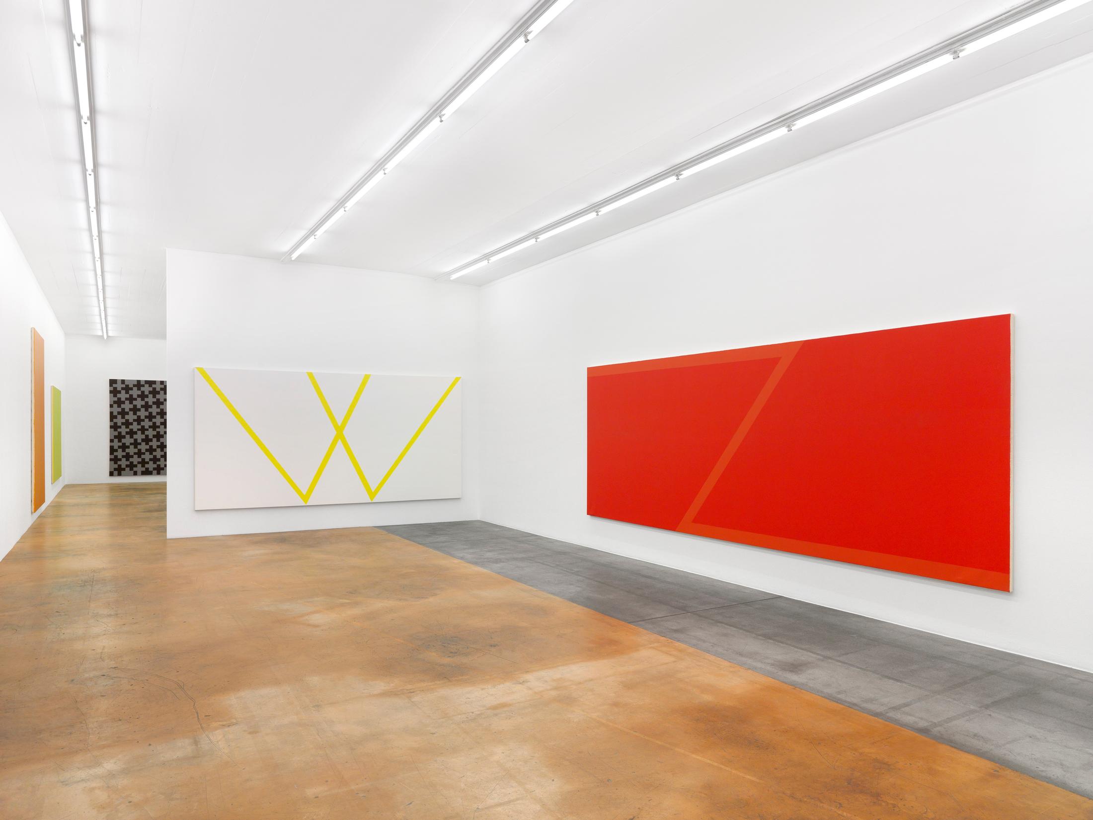 Exhibition View Olivier Mosset Soloshow at MAMCO, Geneva, 2020 / Photo: Annik Wetter / Courtesy: the artist and MAMCO