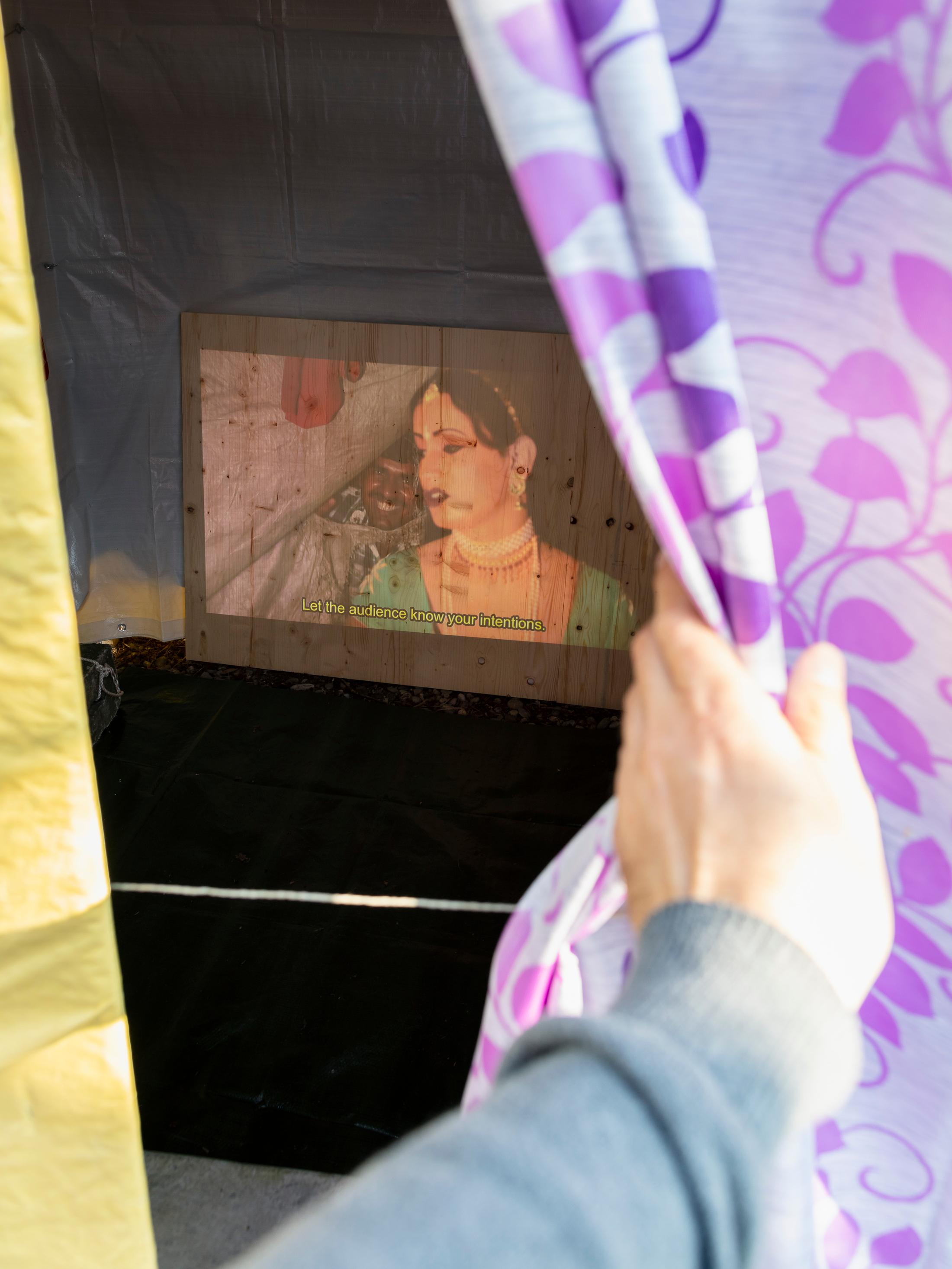 Exhibition View Groupshow «On Fire – Vulnerable Footage ; view on Shayok Mukhopadhyay, Green Room (2019)» at SALTS, Birsefelden, Basel, 2019 / Photo: Gunnar Meier / Courtesy: the artist, Basler Dokumentartage and SALTS