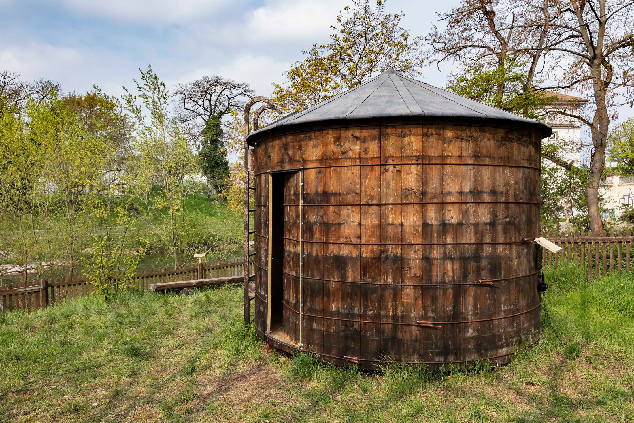 Exhibition View Groupshow «On Fire – Vulnerable Footage ; view on Sasha Wortzel, We Have Always Been on Fire (2018)» at SALTS, Birsefelden, Basel, 2019 / Photo: Gunnar Meier / Courtesy: the artist, Basler Dokumentartage and SALTS